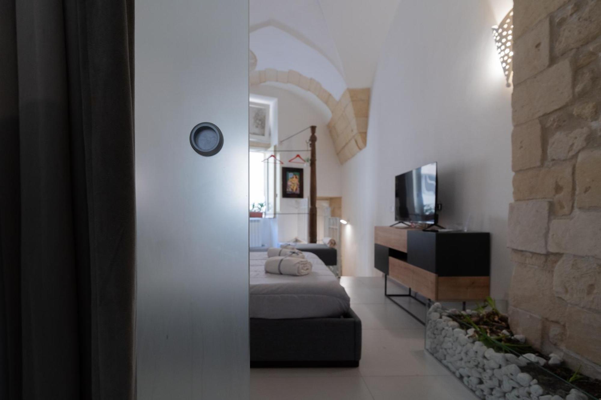 Dimora Barocca Luxury Suites Lecce Exterior foto
