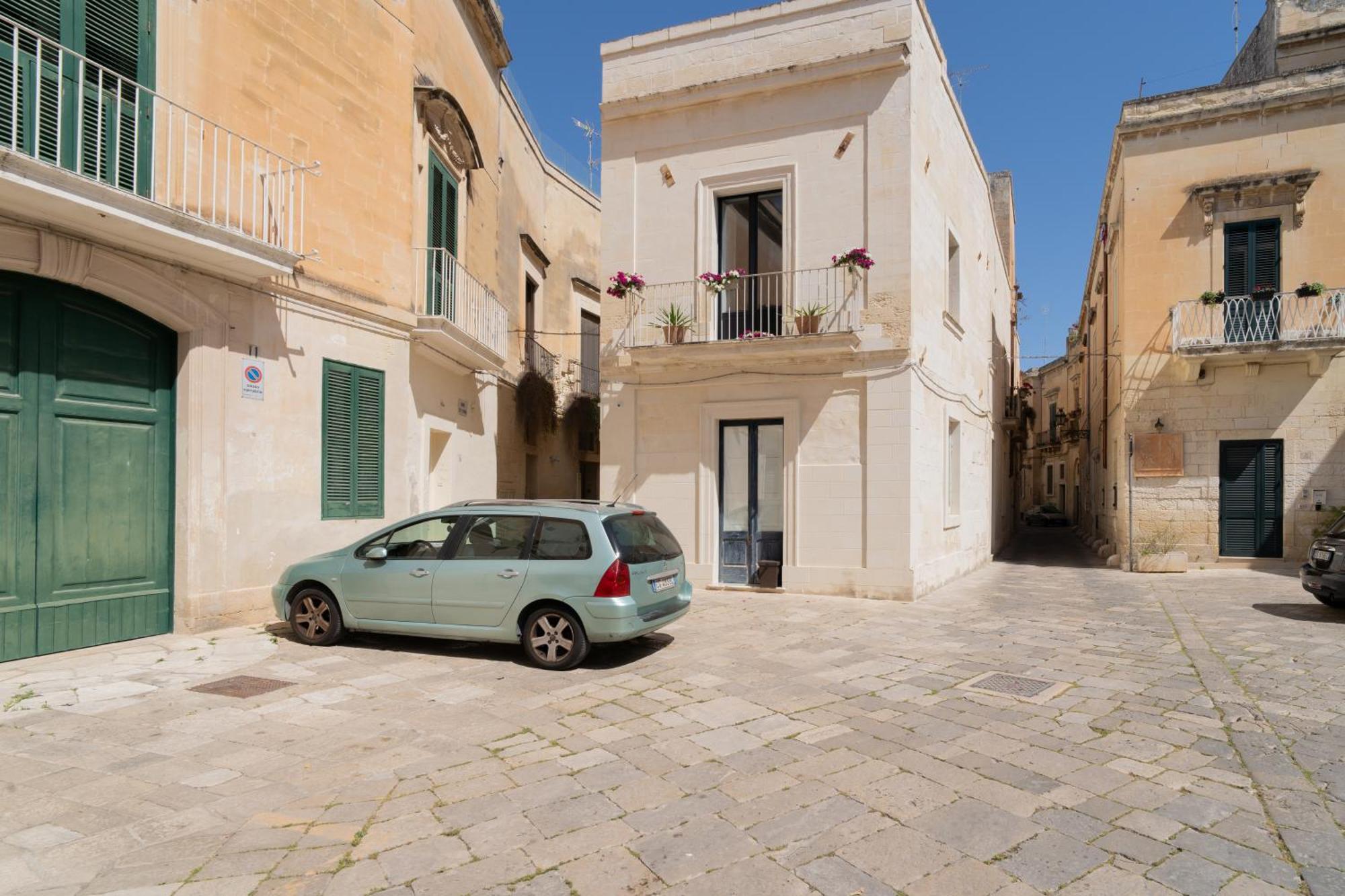 Dimora Barocca Luxury Suites Lecce Exterior foto