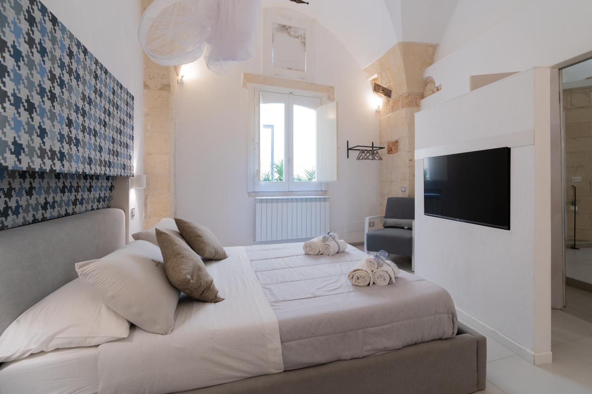 Dimora Barocca Luxury Suites Lecce Exterior foto